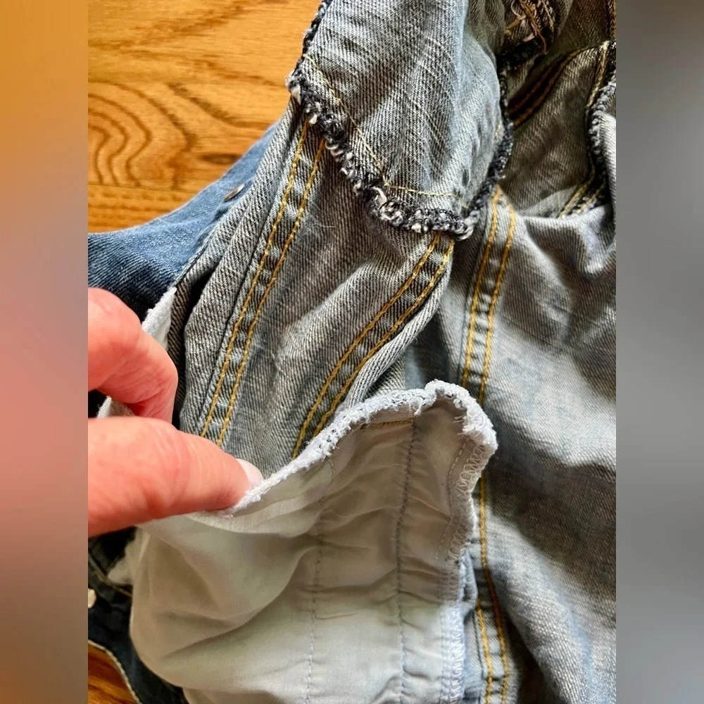 Levi’s Vintage Youth Jean Jacket - Size Large